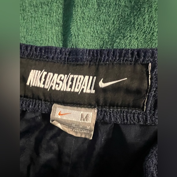 Nike Basketball Shorts M y2k - Picture 3 of 3